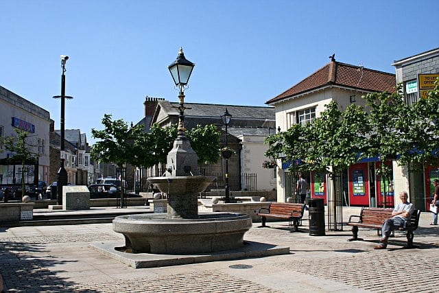 Commercial Square, Camborne (Photo: Tony Atkins / Creative Commons)